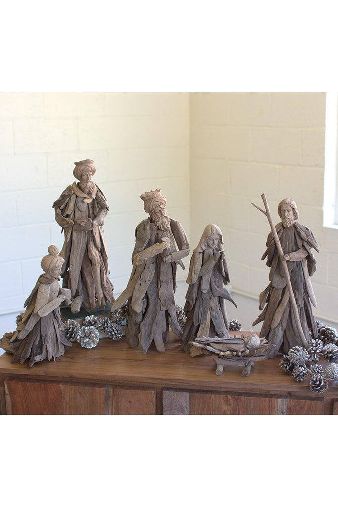 Driftwood nativity set, set of 6 - The Nifty Decor