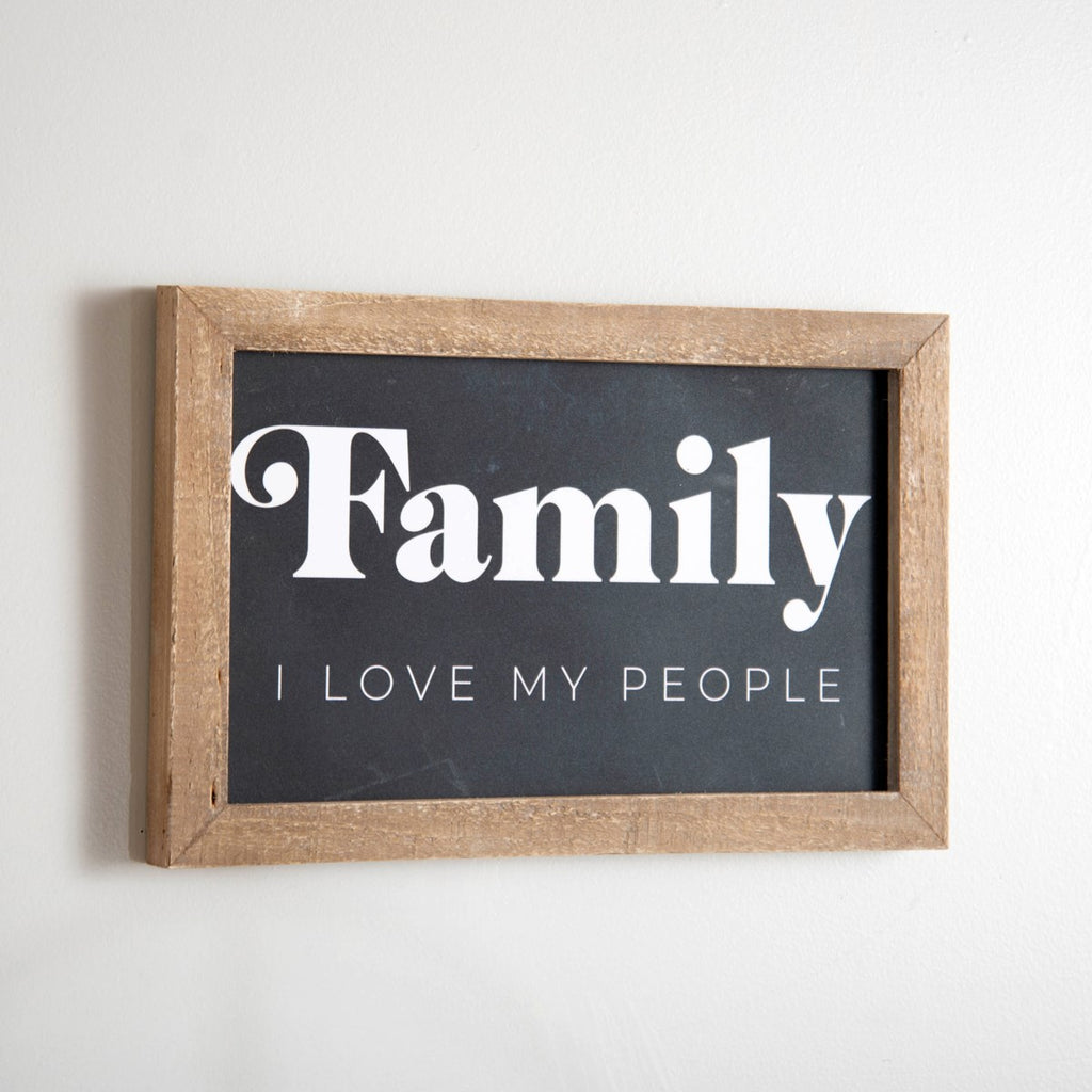Wooden sign "FAMILY I LOVE MY PEOPLE" - Bombay Mercantile