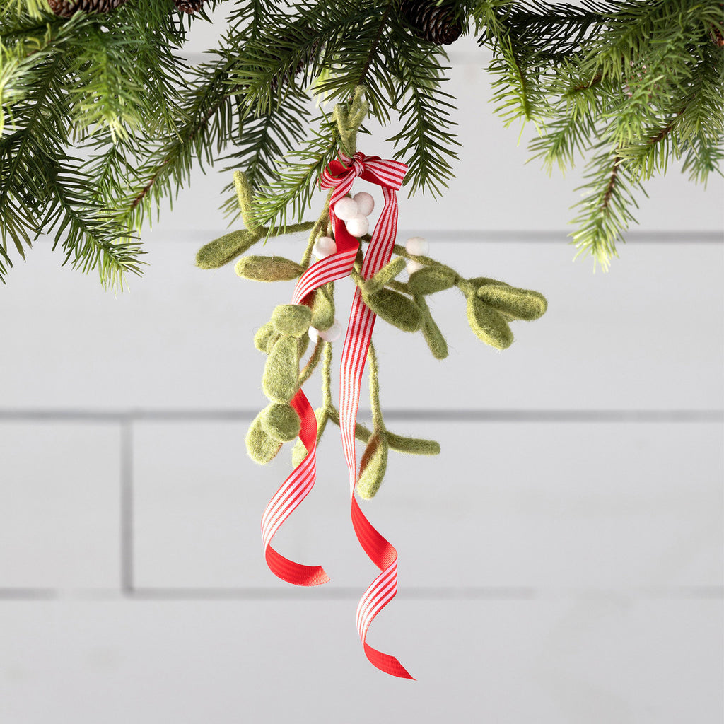 Wool Mistletoe Bundle - Bombay Mercantile