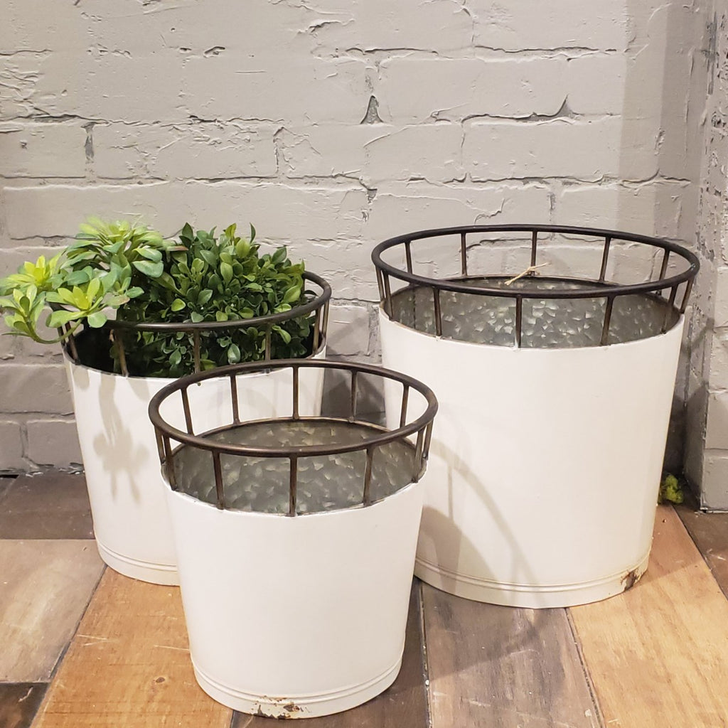 Metal buckets, set of 3 - Bombay Mercantile