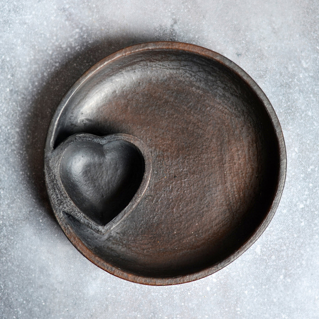 Longpi Heart Chip & Dip Plate - Bombay Mercantile