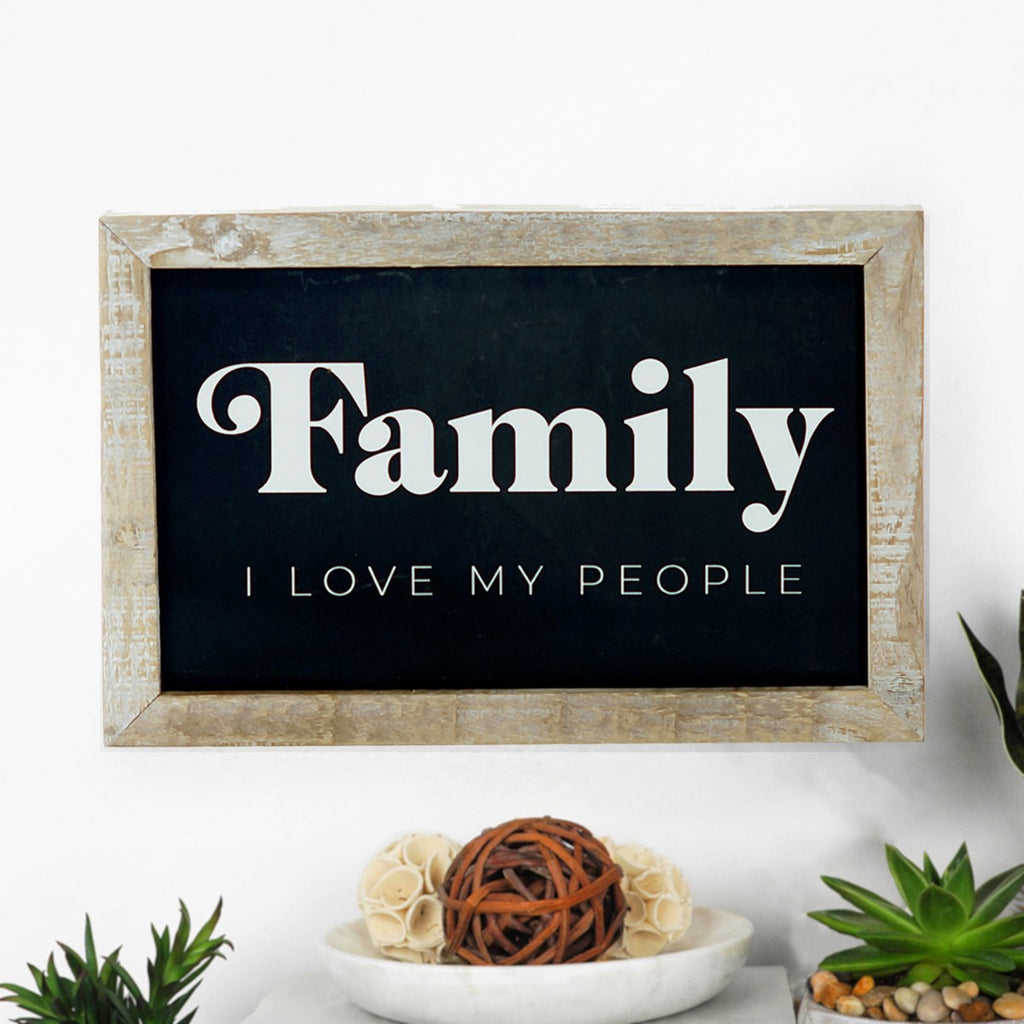 Wooden sign "FAMILY I LOVE MY PEOPLE" - Bombay Mercantile
